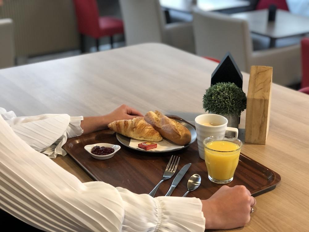 Hotel Campanile Argenteuil Zewnętrze zdjęcie